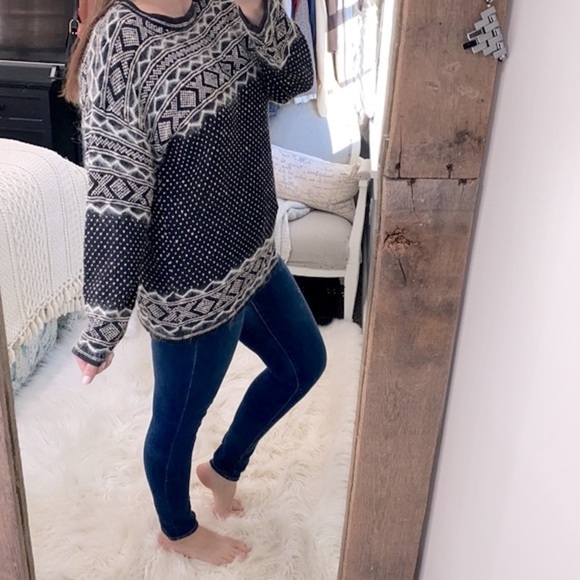 New York style vintage black knit sweater with shoulder pads size large - Picture 2 of 7